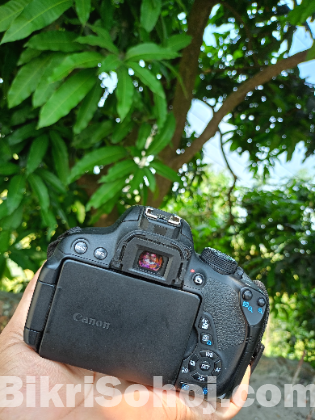 Canon 700d